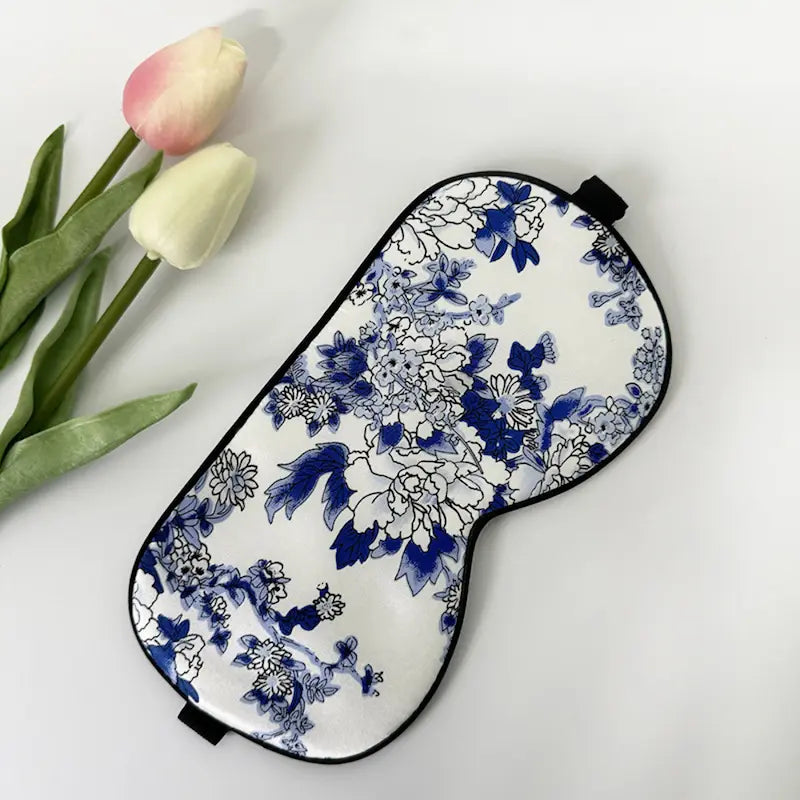 Masque de nuit en soie 16 momme - porcelaine bleue et blanche