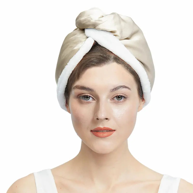 Bonnet en soie bleu libellule