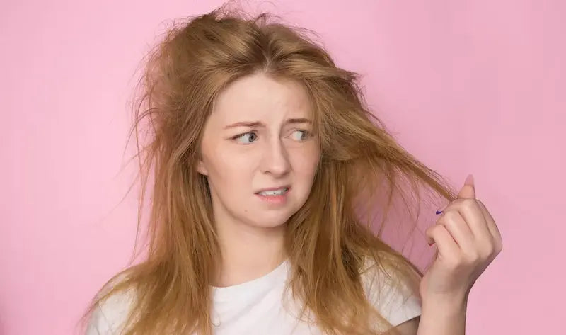 Bonnet en soie : la solution anti-frisottis naturelle