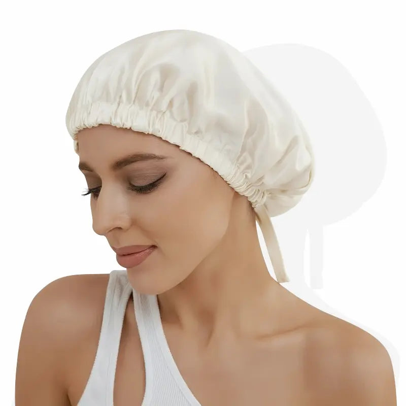 Bonnet en soie double épaisseur ajustable