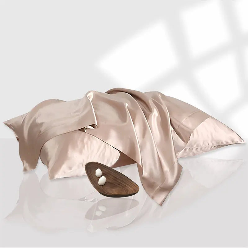 Taie d'oreiller en soie avec bord à volant 19 momme