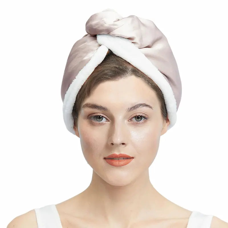 Bonnet en soie bleu libellule