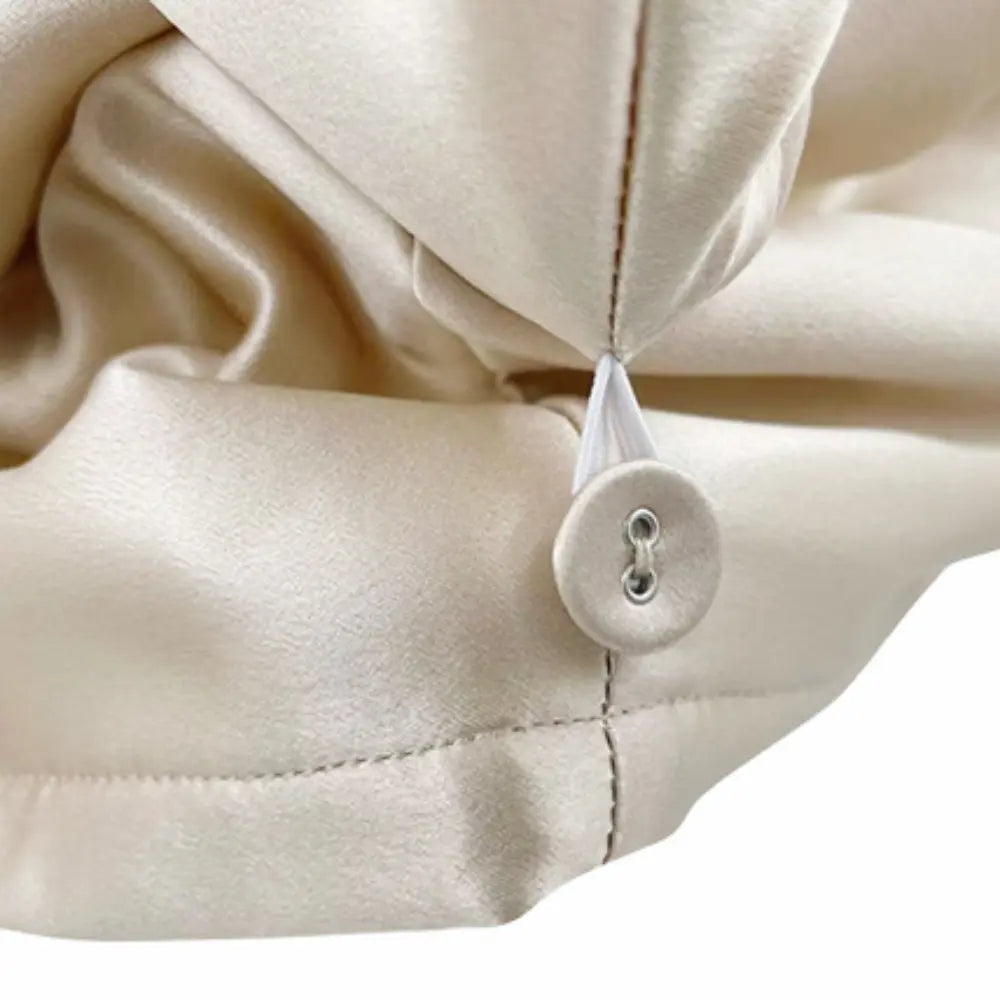 Bonnet en soie bleu libellule