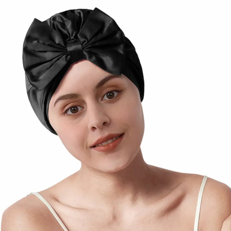 Bonnet en soie avec gros nœud – Élégance et soin capillaire